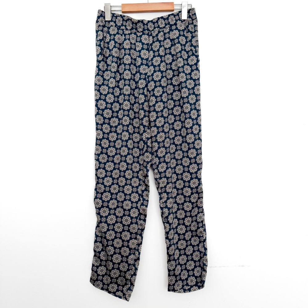 Forever 21 Satin Printed Trousers